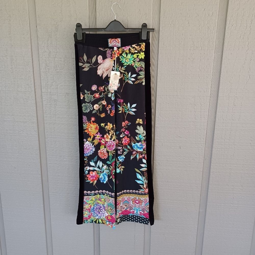Johnny Was Women Black Dreamer Velvet Mix Sweatpant Size XS Boho Cotton Blend